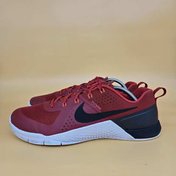 Nike Metcon 1 Gym Red Men's Flywire Cross Training Crossfit Shoes Size 11.5 - Picture 1 of 8